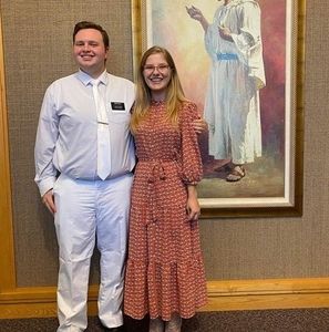 Meet your Posher, Danielle